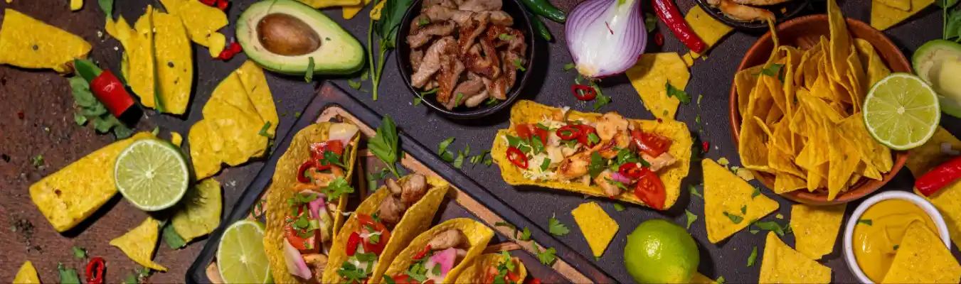 FM Foods Hot Selling Snack Combo – Bhel Puri & Nachos You Must Try